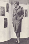 64. Шерстяное платье прямого силуэта, отделанное тканью контрастного цвета (выкройка №64)
